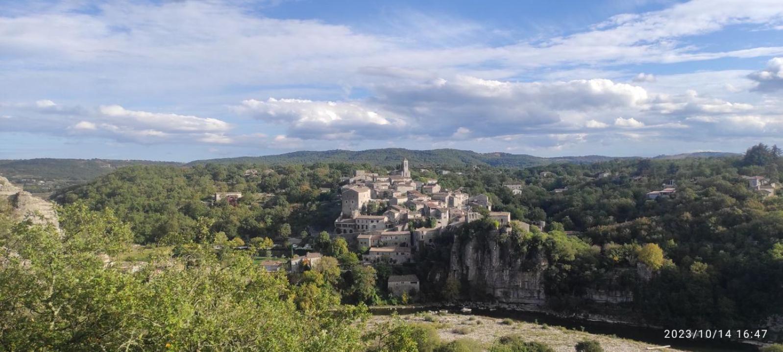 Maison Pierre Et Voute Au Coeur Du Village バラジュック エクステリア 写真